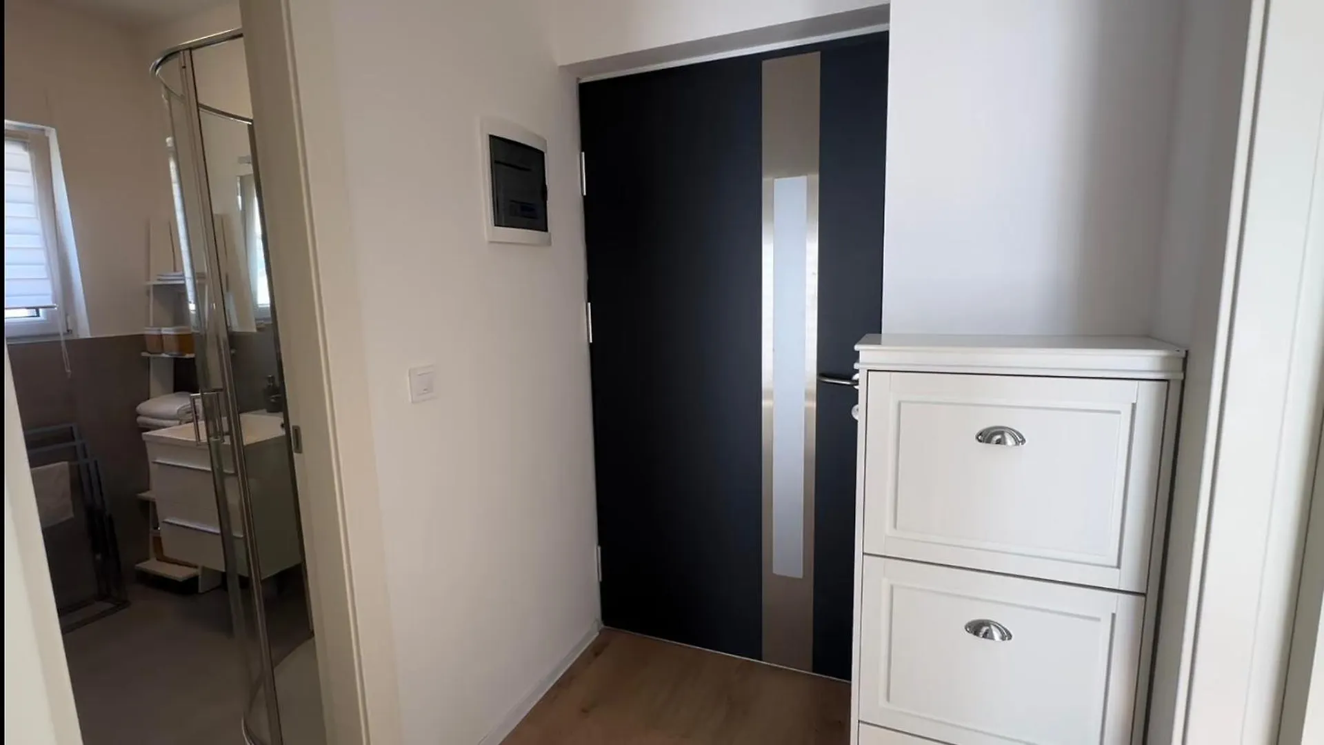 Park Plaza Apartments فاجانا